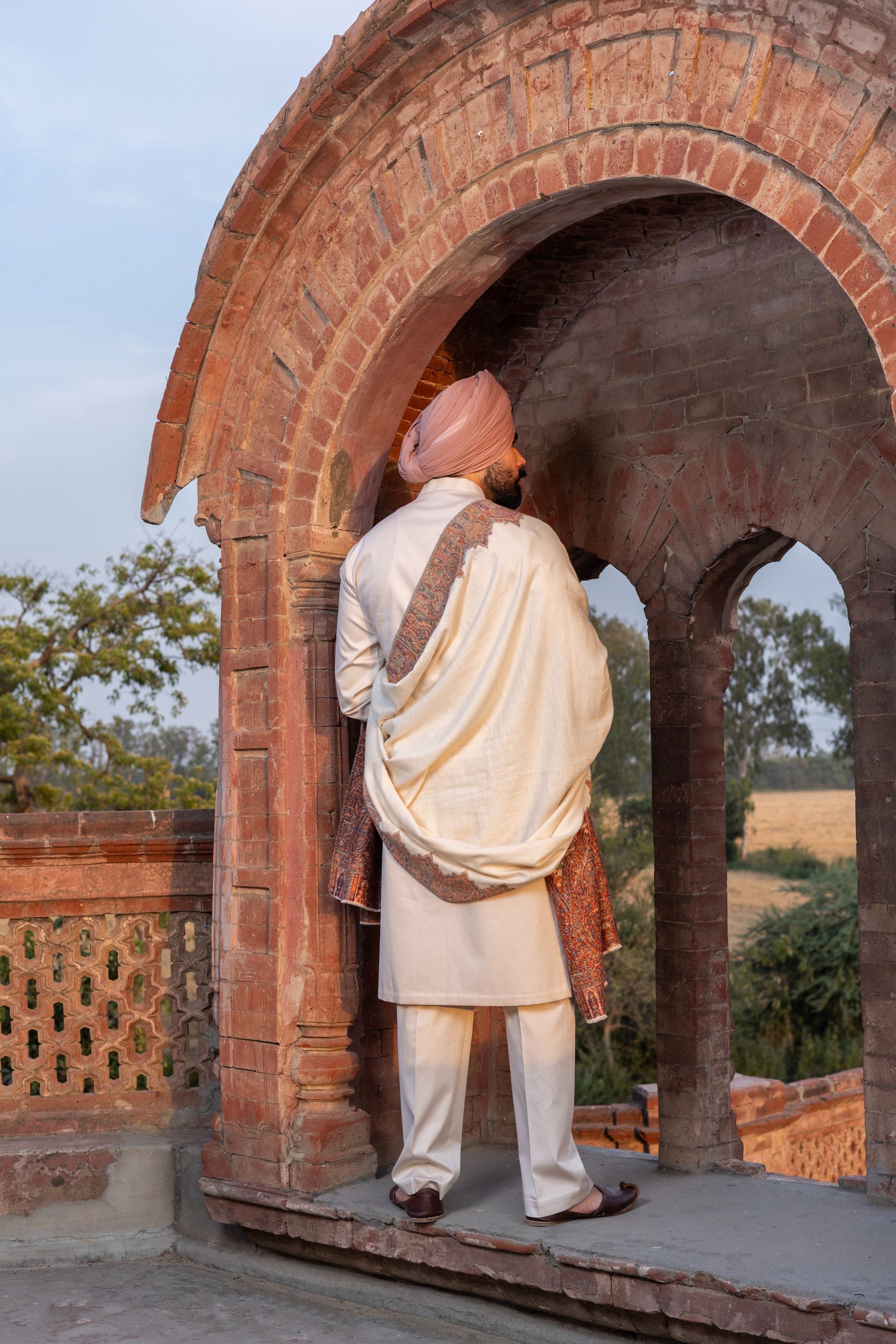 Royal Handloom Shawl with Kurta set Hartansh Clothing Pvt Ltd