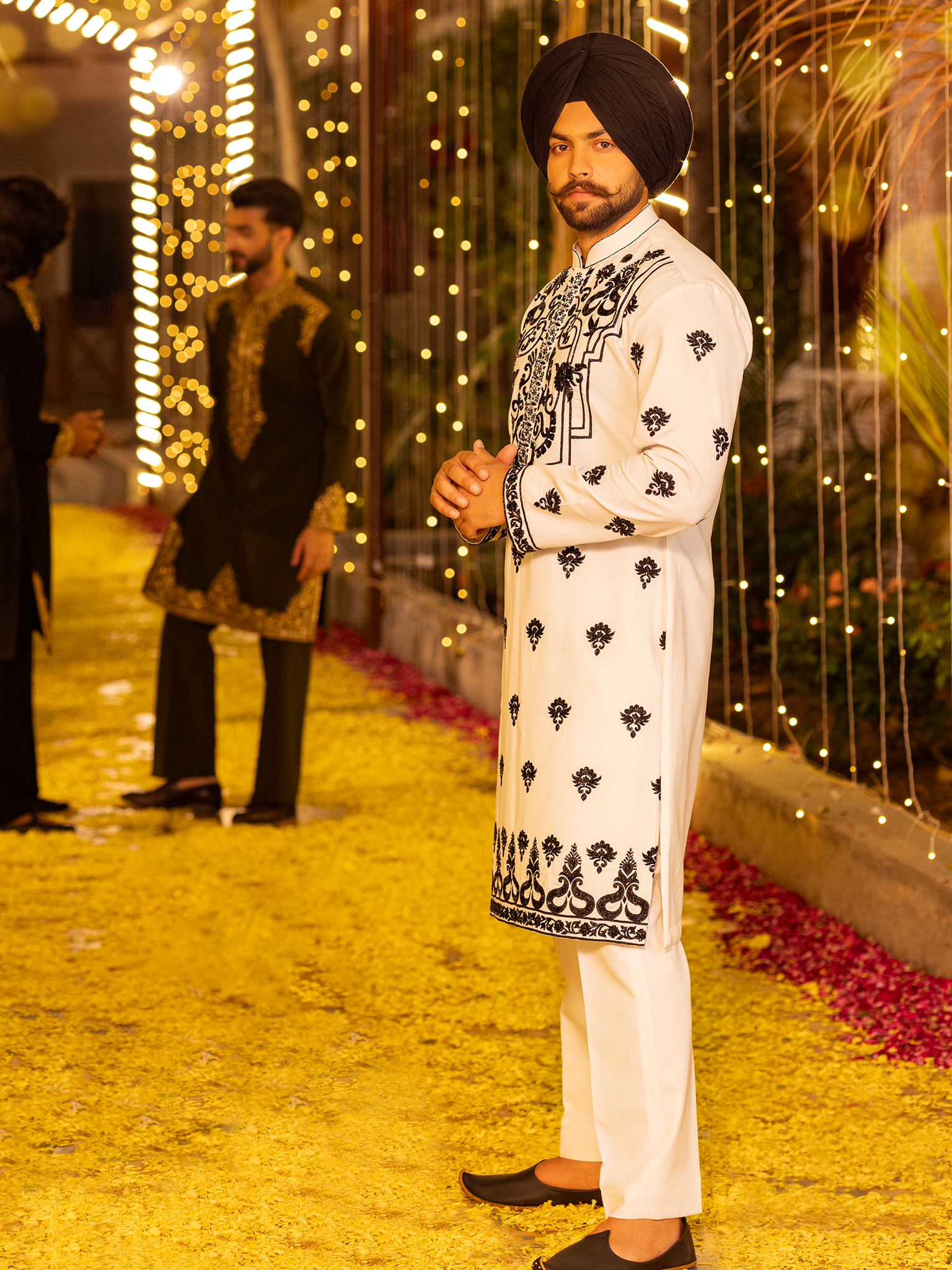 Hand-Painted Kurta With Bell Bottom Jeans Hartansh Clothing Pvt Ltd