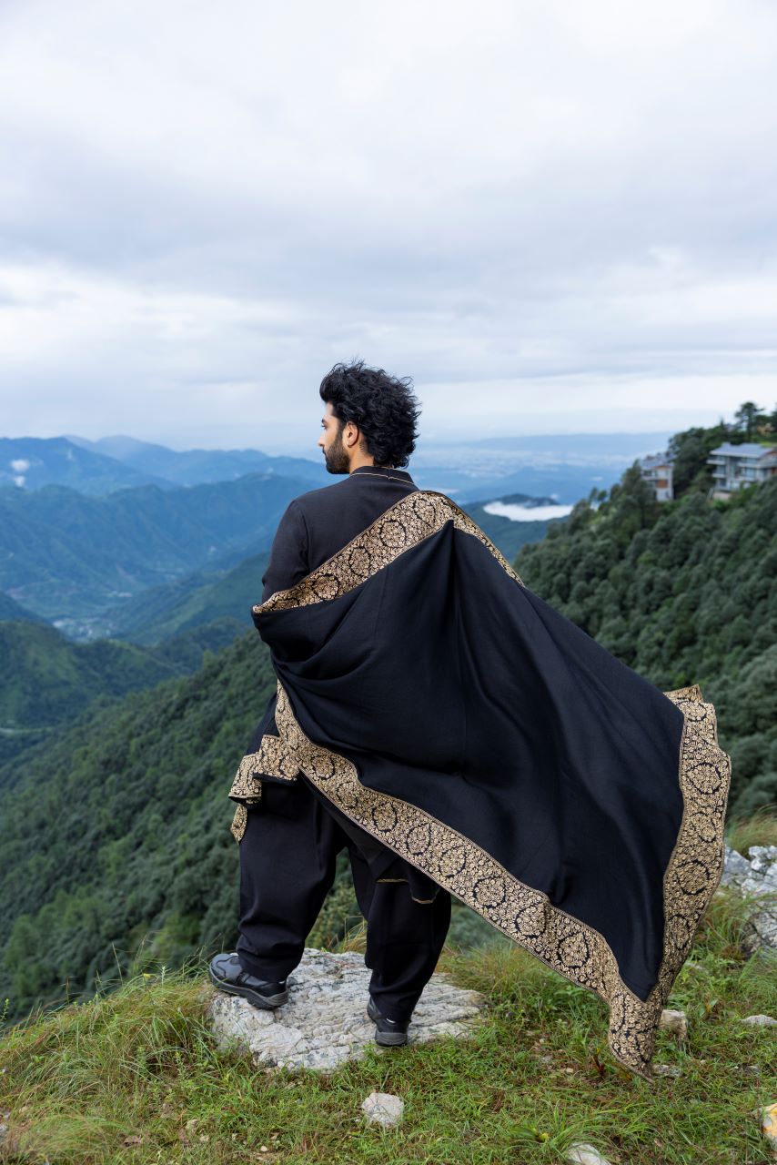 Noor-e-Siyah Hartansh Clothing Pvt Ltd