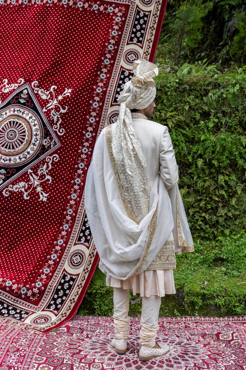 Noor-e-Sultan Hartansh Clothing Pvt Ltd