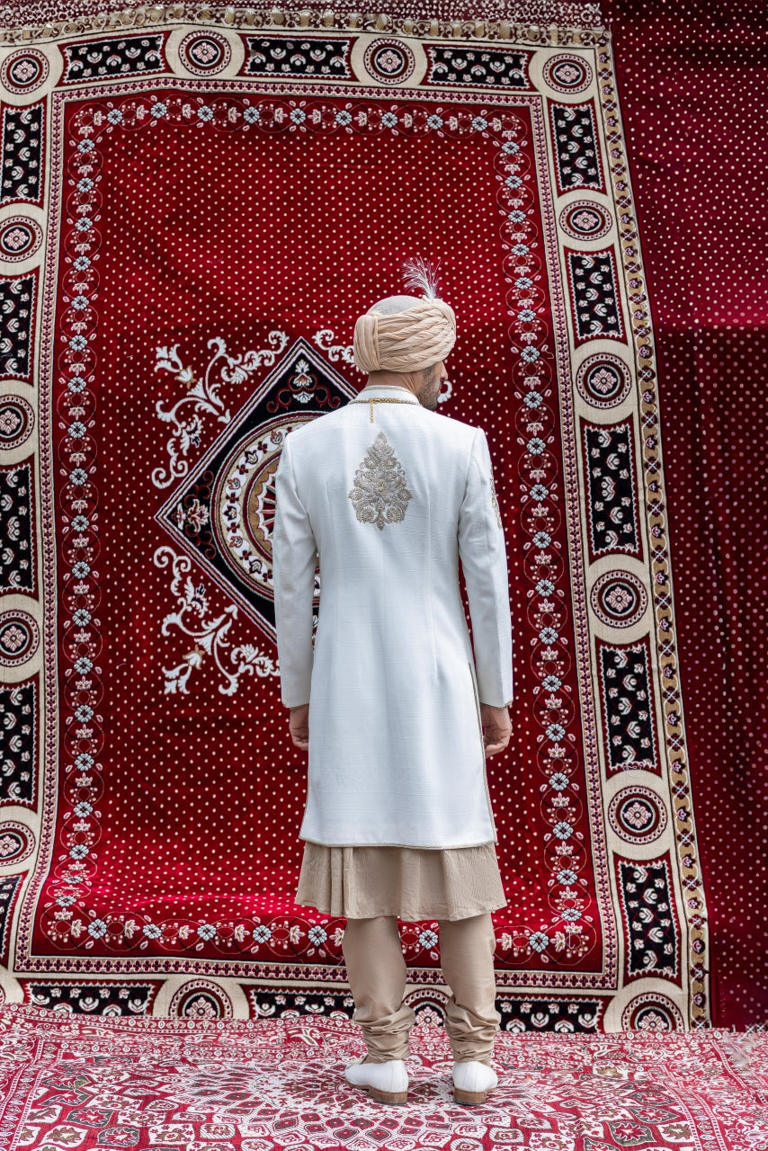 Zewar-e-Shaahi Hartansh Clothing Pvt Ltd