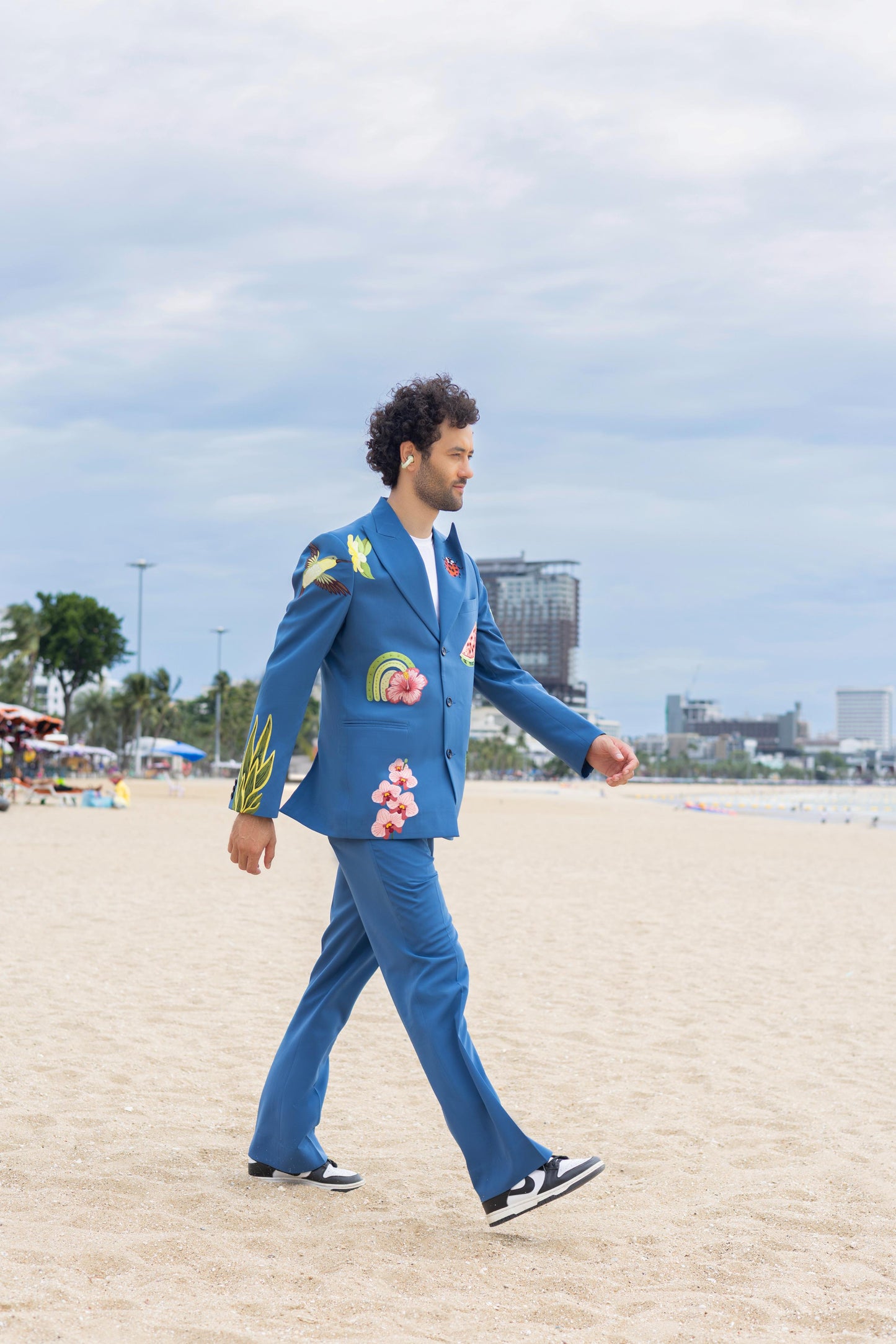 Ocean Bloom Suit Hartansh Clothing Pvt Ltd
