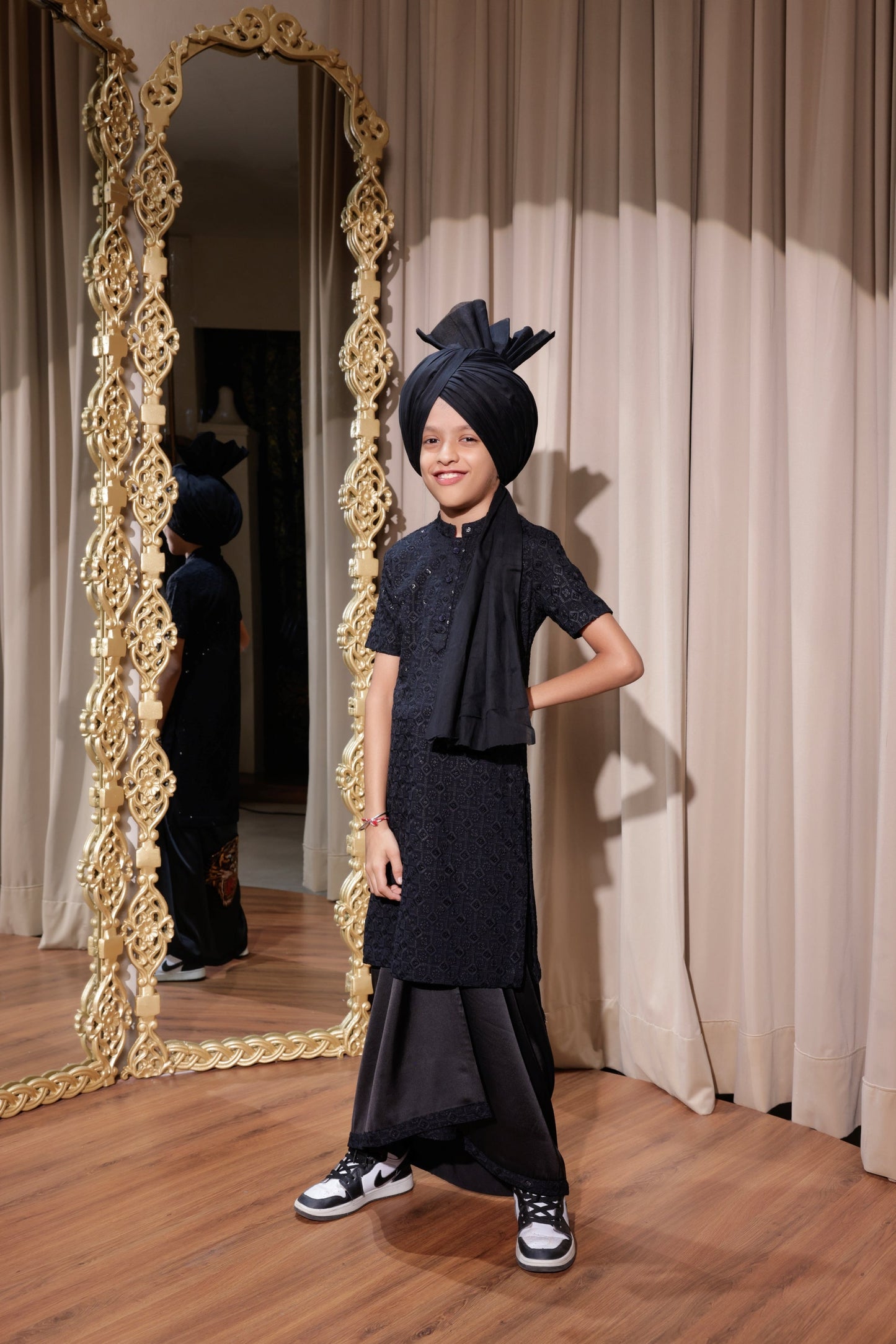 Black Kurta Chadra Hartansh Clothing Pvt Ltd